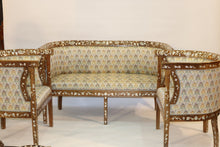 Lade das Bild in den Galerie-Viewer, Mother of pearl sofa set
