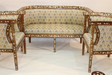 Lade das Bild in den Galerie-Viewer, Mother of pearl sofa set
