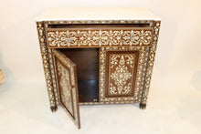 Load image into Gallery viewer, Mother of pearl inlay console and mirror .
