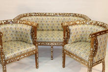 Lade das Bild in den Galerie-Viewer, Mother of pearl sofa set
