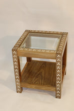 Load image into Gallery viewer, Mother of pearl table set
