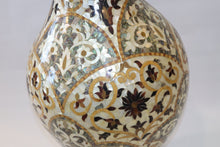 Load image into Gallery viewer, Vase mother-of-pearl inlay
