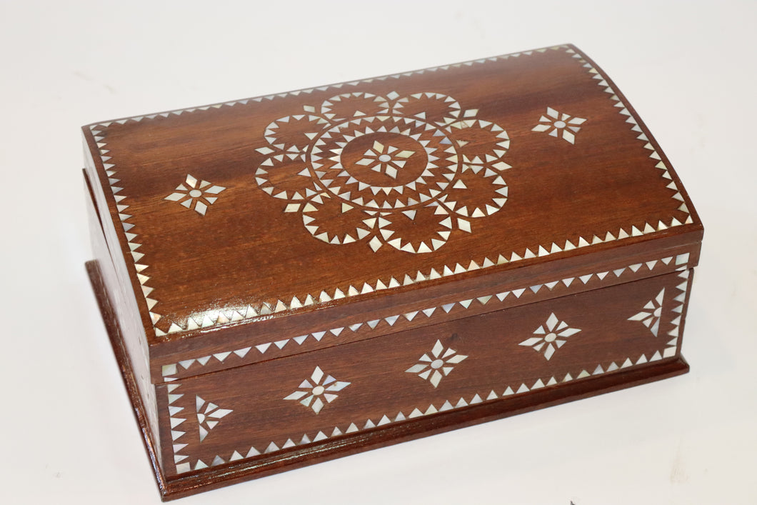 Chest mother-of-pearl inlay