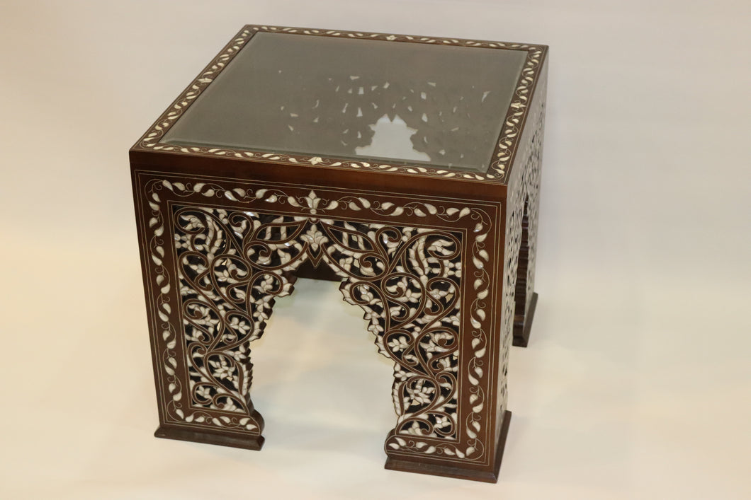 Walnut wood corner table mother-of-pearl inlay