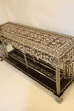 Load image into Gallery viewer, Quranic verse painting With console table mother-of-pearl inlay
