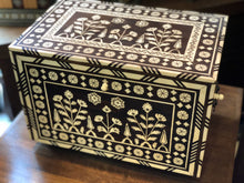 Load image into Gallery viewer, Handcrafted Royal Jewellery Box ( 4 Side Mother of Pearl Inlaid)
