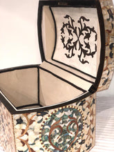 Load image into Gallery viewer, Handcrafted Box Full Inlaid Mother with Pearl
