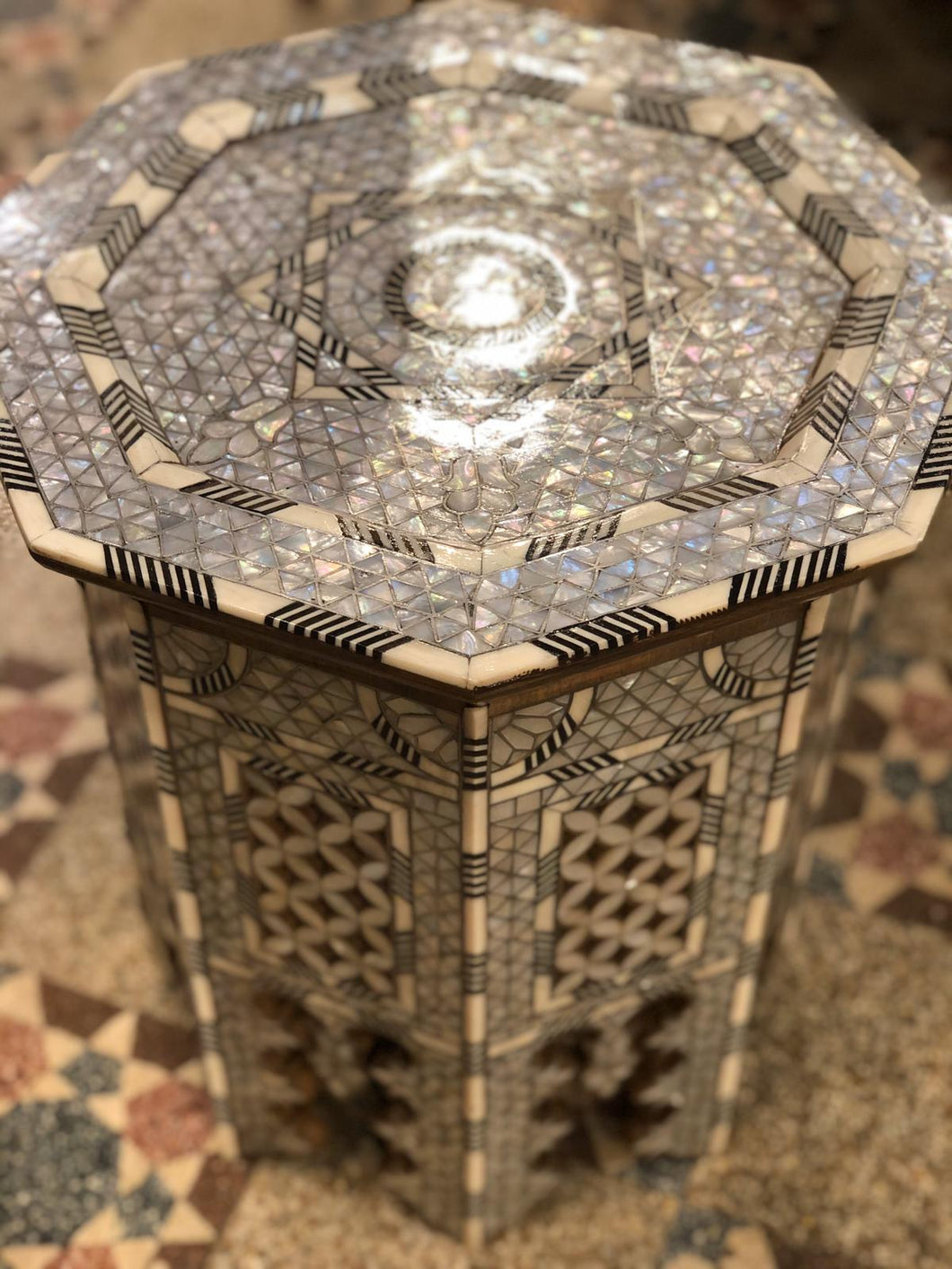 Handcrafted Full inlaid with Mother of Pearl Table(sold out preorder only)