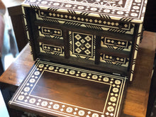 Load image into Gallery viewer, Handcrafted Royal Jewellery Box ( 4 Side Mother of Pearl Inlaid)
